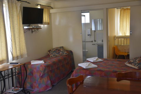 Mount Barker Valley Views Motel & Chalets, Western Australia - Kempsey Accommodation 40