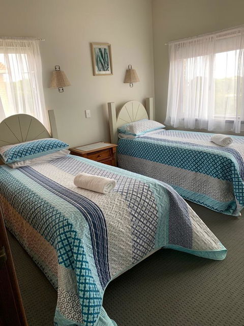 Beachside Prevelly Villas - Kempsey Accommodation 23