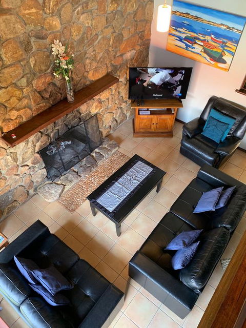 Beachside Prevelly Villas - Kempsey Accommodation 12