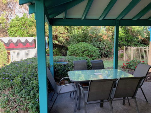 Beachside Prevelly Villas - Kempsey Accommodation 22