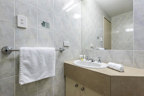 Comfort Inn & Suites Goodearth Perth - Kempsey Accommodation 17