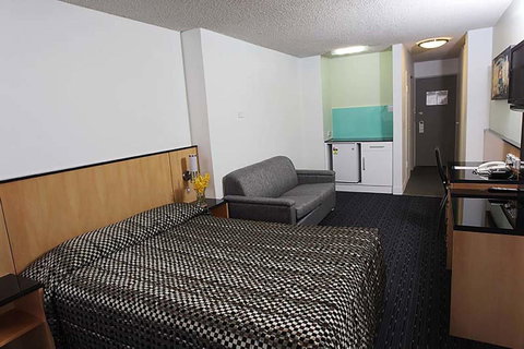 Comfort Inn & Suites Goodearth Perth - Kempsey Accommodation 21