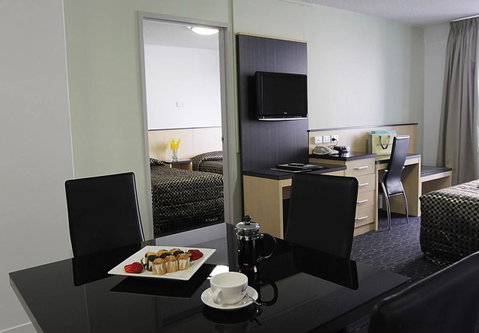 Comfort Inn & Suites Goodearth Perth - Kempsey Accommodation 12