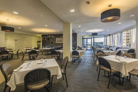 Comfort Inn & Suites Goodearth Perth - Kempsey Accommodation 11