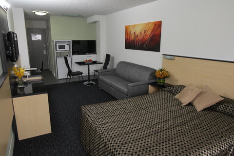 Comfort Inn & Suites Goodearth Perth - Kempsey Accommodation 18