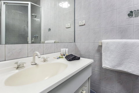Comfort Inn & Suites Goodearth Perth - Kempsey Accommodation 5