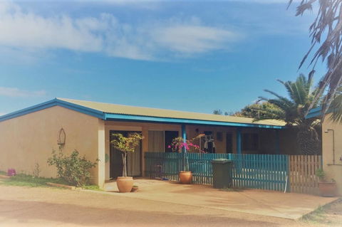Surf Shack - Kempsey Accommodation 3