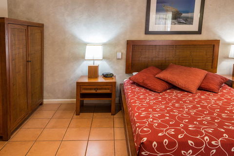 The Continental Hotel - Kempsey Accommodation 2