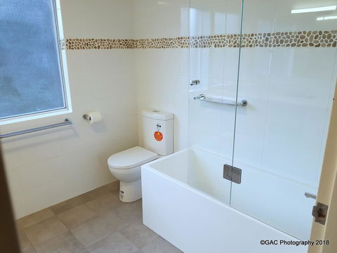 Mollymook Cove Apartments - Kempsey Accommodation 27