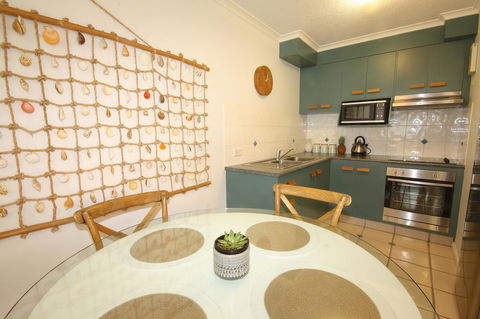 Cossies By The Sea - Kempsey Accommodation 9