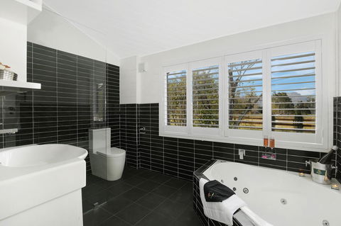 Romanz In The Valley (Luxury B&B) - Kempsey Accommodation 13
