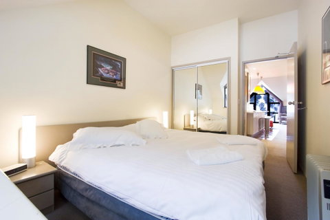 Lantern 1 Bedroom Balcony With Panoramic View - Kempsey Accommodation 38