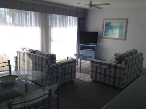 Breakers Apartments - Kempsey Accommodation 13