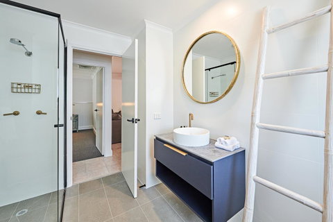 The Lord Byron - Kempsey Accommodation 17