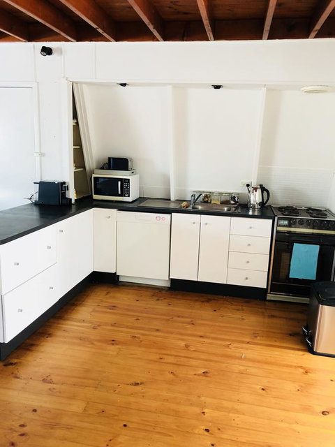 Little Blue Beach House - Kempsey Accommodation 11