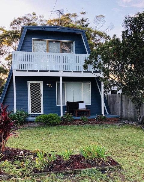 Little Blue Beach House - Kempsey Accommodation 1