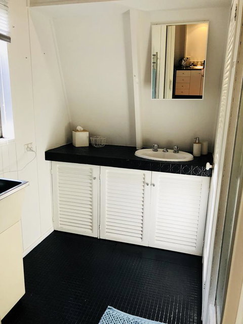 Little Blue Beach House - Kempsey Accommodation 13