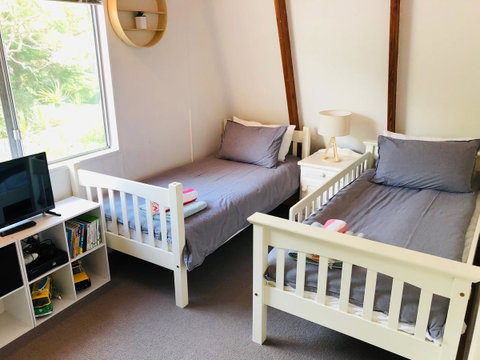 Little Blue Beach House - Kempsey Accommodation 5