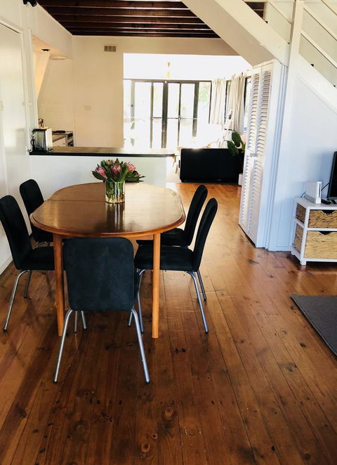 Little Blue Beach House - Kempsey Accommodation 9