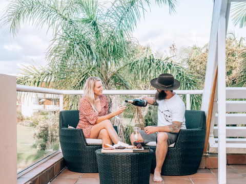 Waves Byron Bay - Kempsey Accommodation 11