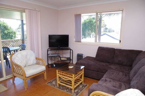 Bellhaven 2, 17 Willow Street - Kempsey Accommodation 1