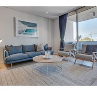 Oceanside Elegance At Superb Home Steps From Sand - Kempsey Accommodation