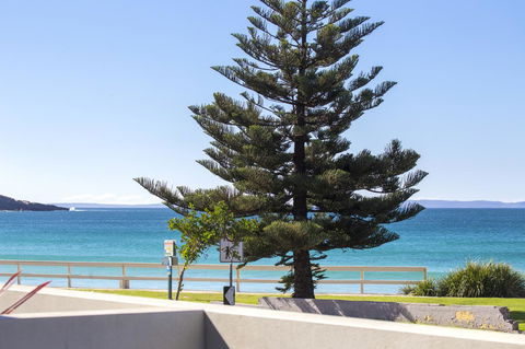 Beachfront 2 - Kempsey Accommodation 19