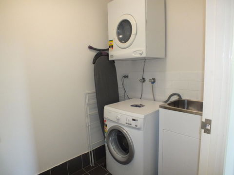 Pacific Marina Apartments - Kempsey Accommodation 25