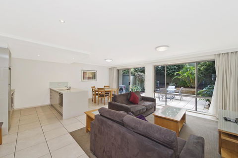 Flynns Beach Resort - Kempsey Accommodation 2