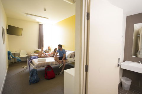 YHA Sydney Harbour - Kempsey Accommodation 4