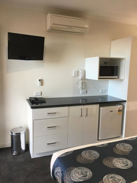 Pelican Motor Inn - Kempsey Accommodation 8