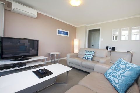 Sails Apartments - Kempsey Accommodation 6