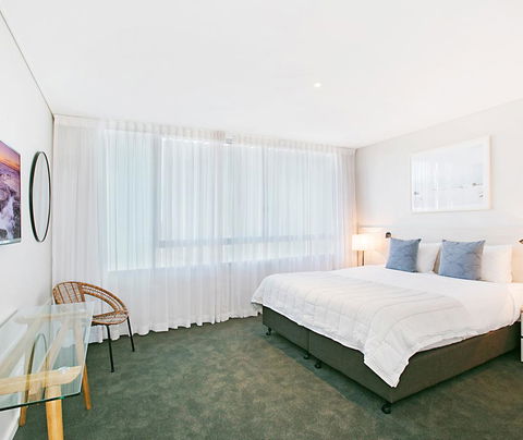 Oaks Nelson Bay Lure Suites - Kempsey Accommodation 2