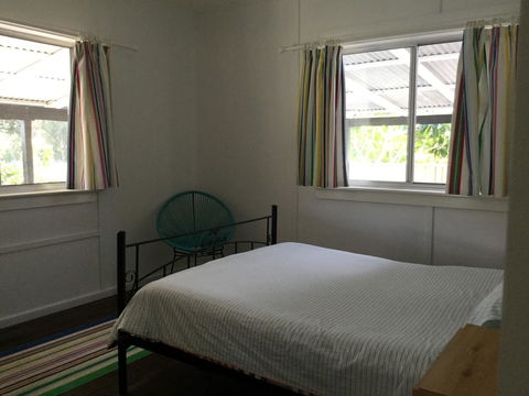 Hat Head Beach Cottage 1 - Kempsey Accommodation 18