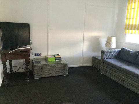 Hat Head Beach Cottage 1 - Kempsey Accommodation 17