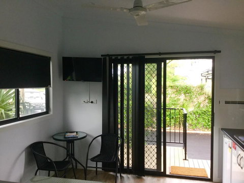 Club Byron Accommodation - Kempsey Accommodation 4