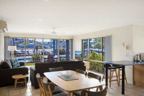 Sails Luxury Apartments Merimbula - Kempsey Accommodation 11