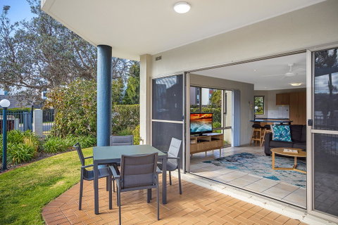 Sails Luxury Apartments Merimbula - Kempsey Accommodation 10