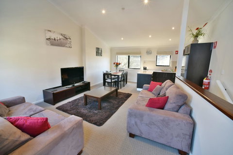 Aspen Creek 3 - Thredbo - Kempsey Accommodation 9