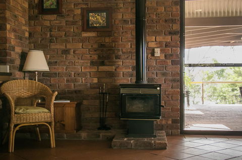 Ironstone Estate Lovedale - Kempsey Accommodation 8