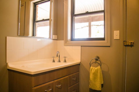 Ironstone Estate Lovedale - Kempsey Accommodation 12