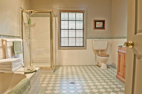 Ironstone Estate Lovedale - Kempsey Accommodation 42
