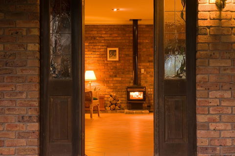Ironstone Estate Lovedale - Kempsey Accommodation 39