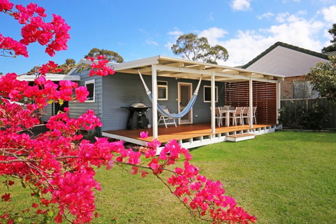 Hayes Beach House I Award Winner I 4 Mins To Beach - Kempsey Accommodation 0