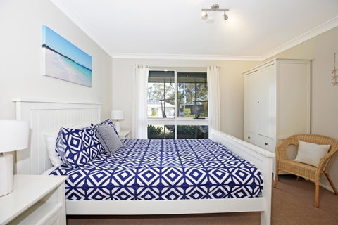 Hayes Beach House I Award Winner I 4 Mins To Beach - Kempsey Accommodation 3