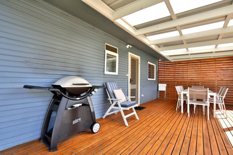 Hayes Beach House I Award Winner I 4 Mins To Beach - Kempsey Accommodation 7