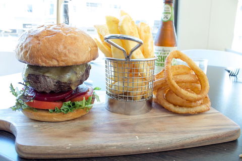 Ibis Newcastle - Kempsey Accommodation 4