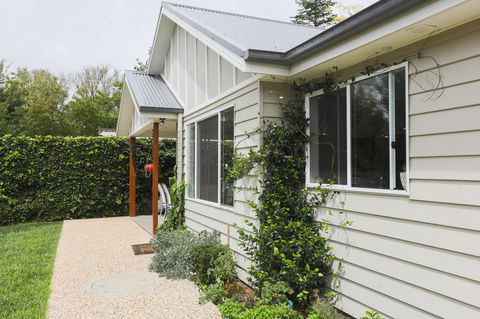 Armidale Cottage - House 2 - Kempsey Accommodation 2