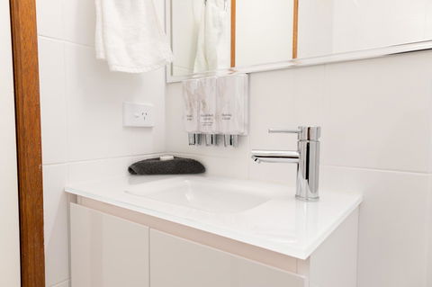 Sapphire Waters Motor Inn - Kempsey Accommodation 1