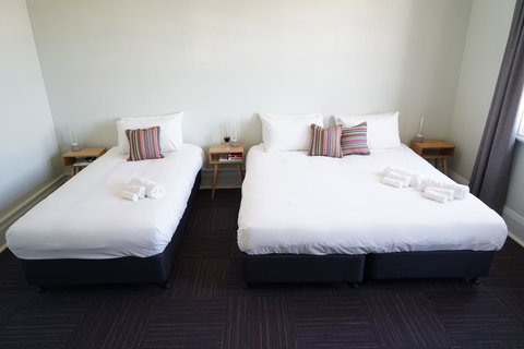 Rosehill Hotel - Kempsey Accommodation 2